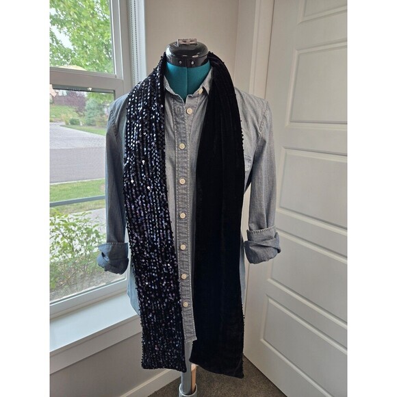CHICO'S FANCY SPARKLE OBLONG SCARF BLACK SEQUINS BLACK VELVET WOMEN OS BLACK TIE - Picture 3 of 12